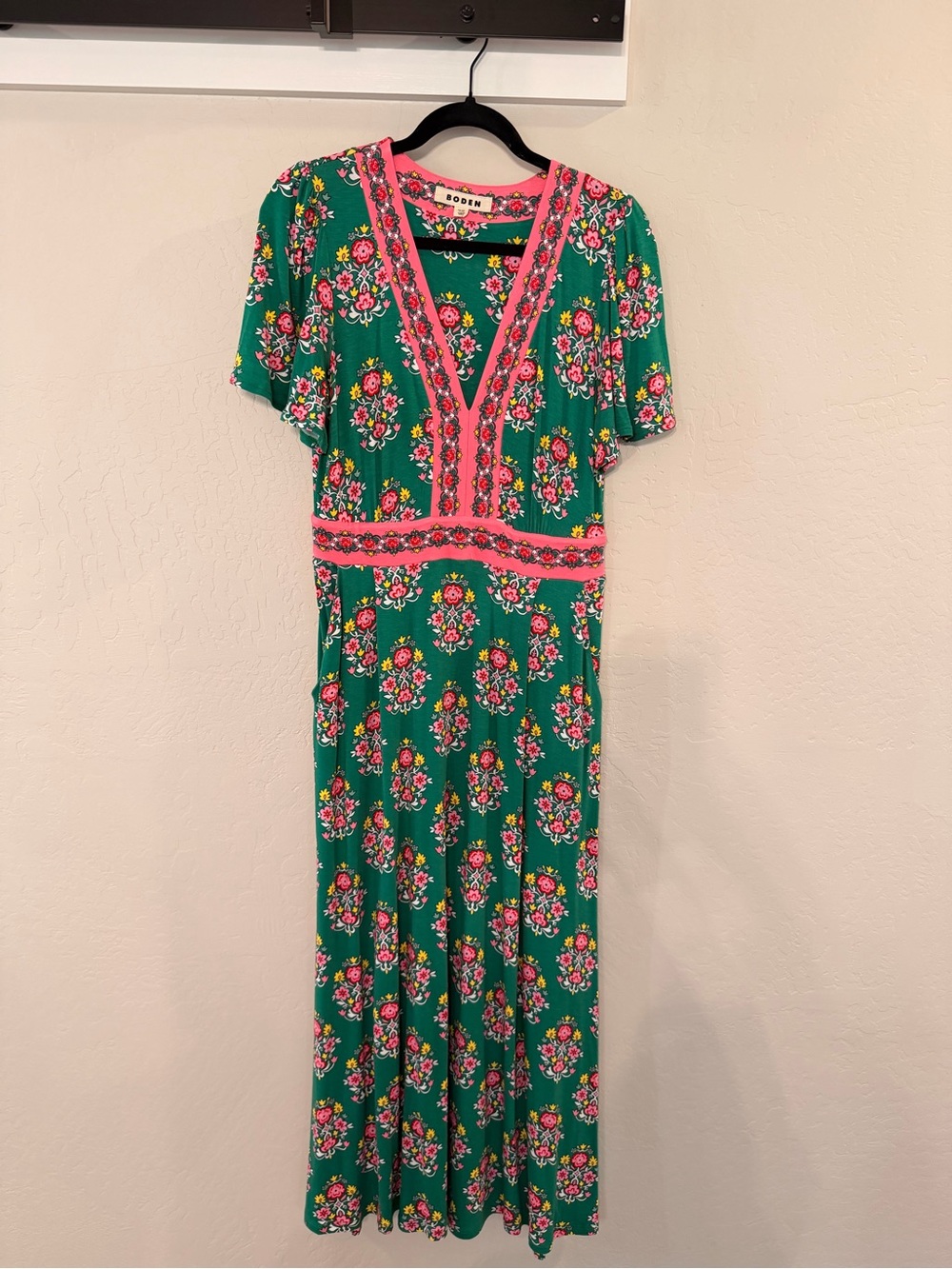Boden Ellie Flutter Maxi Tea Dress-Rich Emerald, Wildflower Stamp